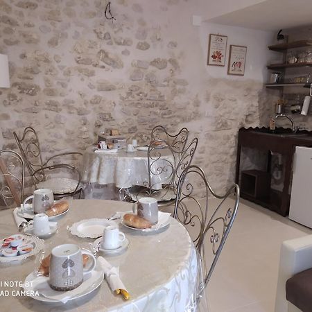 Il Viandante 2 Bed & Breakfast Sulmona Exterior photo