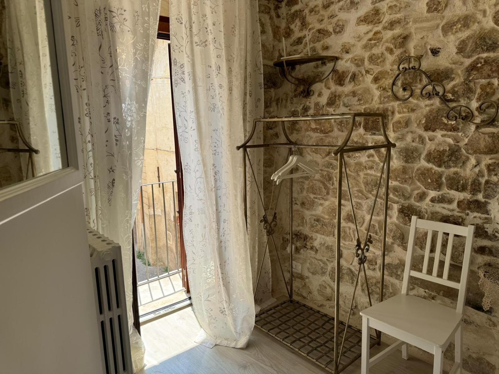 Il Viandante 2 Bed & Breakfast Sulmona Exterior photo